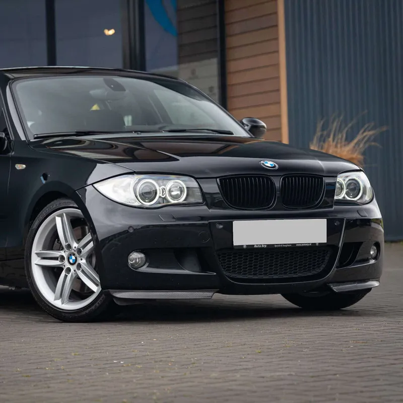 Черни единични Бъбреци за BMW E81 E82 E87 E88 pre LCI 2