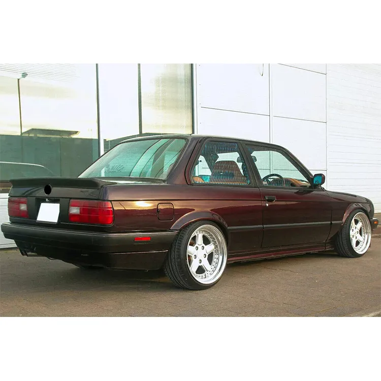 M TECH 1 спойлер за BMW E30 8