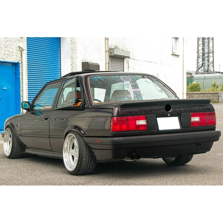 M TECH 1 спойлер за BMW E30 7