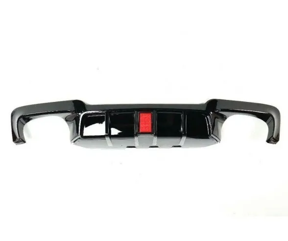 Performance Заден Дифузьор за BMW F10 F11 с два двойни отвора и LED светлина